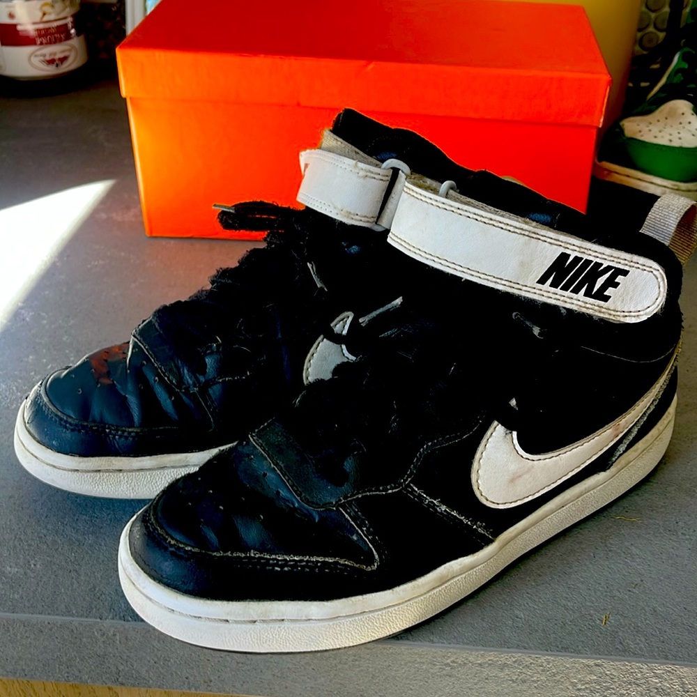 Boys Nike
